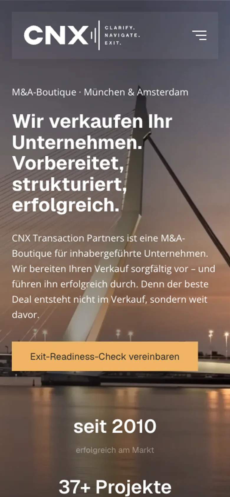 Neue Website von CNX Transaction Partners auf dem Smartphone
